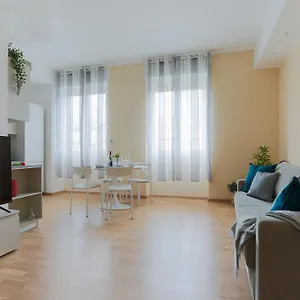  Apartamento The Best Rent - Bright One-bedroom In Corso Vittorio Emanuele Ii Italia